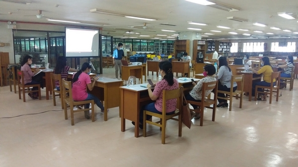 Capacity building enhancement for librarians on virtual reference services